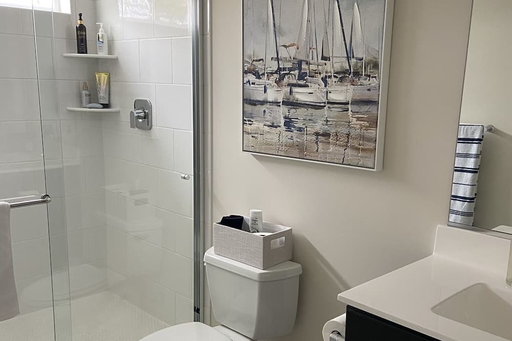 Photo of Bathroom in Arnold