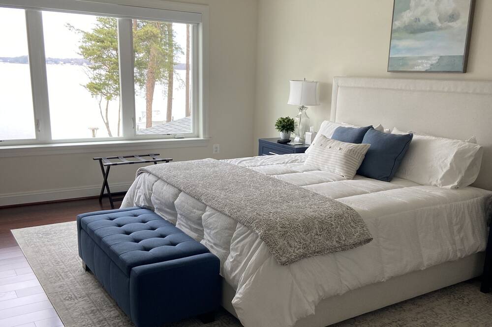 Photo of Bedroom in Arnold