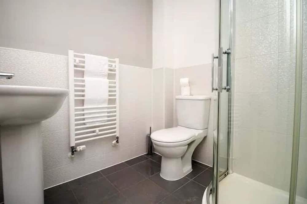 Photo of Bathroom in Magor