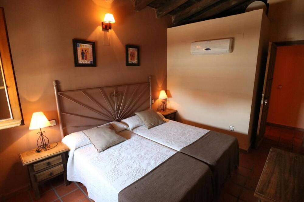 Photo of Bedroom in Zarza de Granadilla