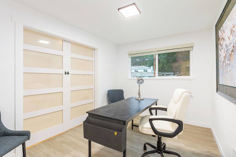 Photo of Others in Northeast Bellevue