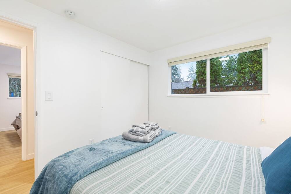 Photo of Others in Northeast Bellevue