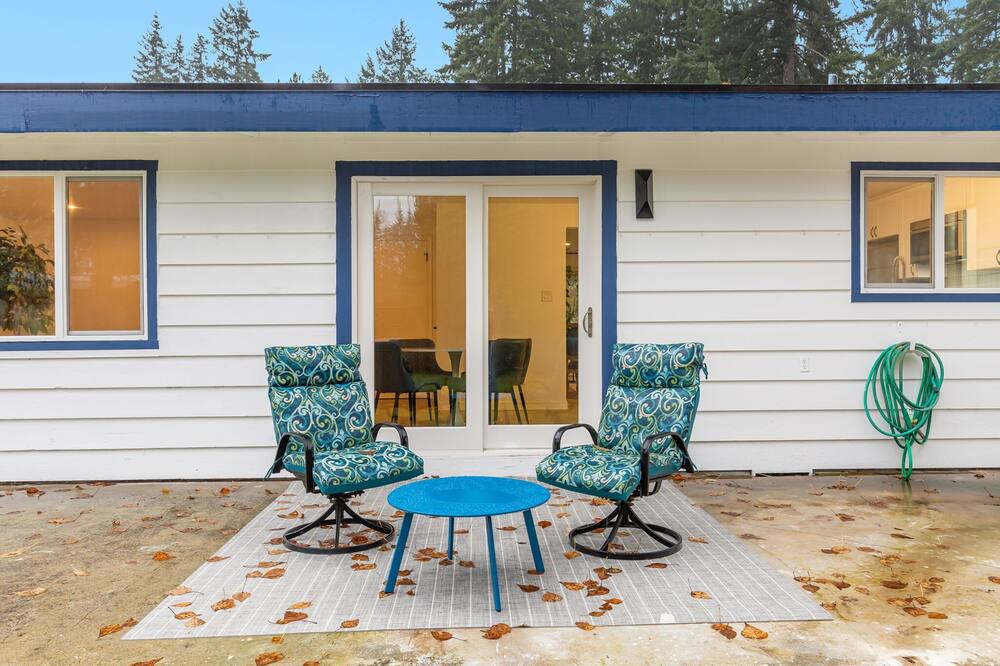 Photo of Others in Northeast Bellevue