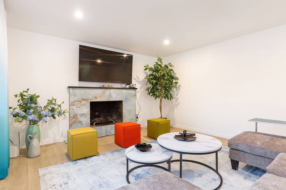 Photo of Others in Northeast Bellevue