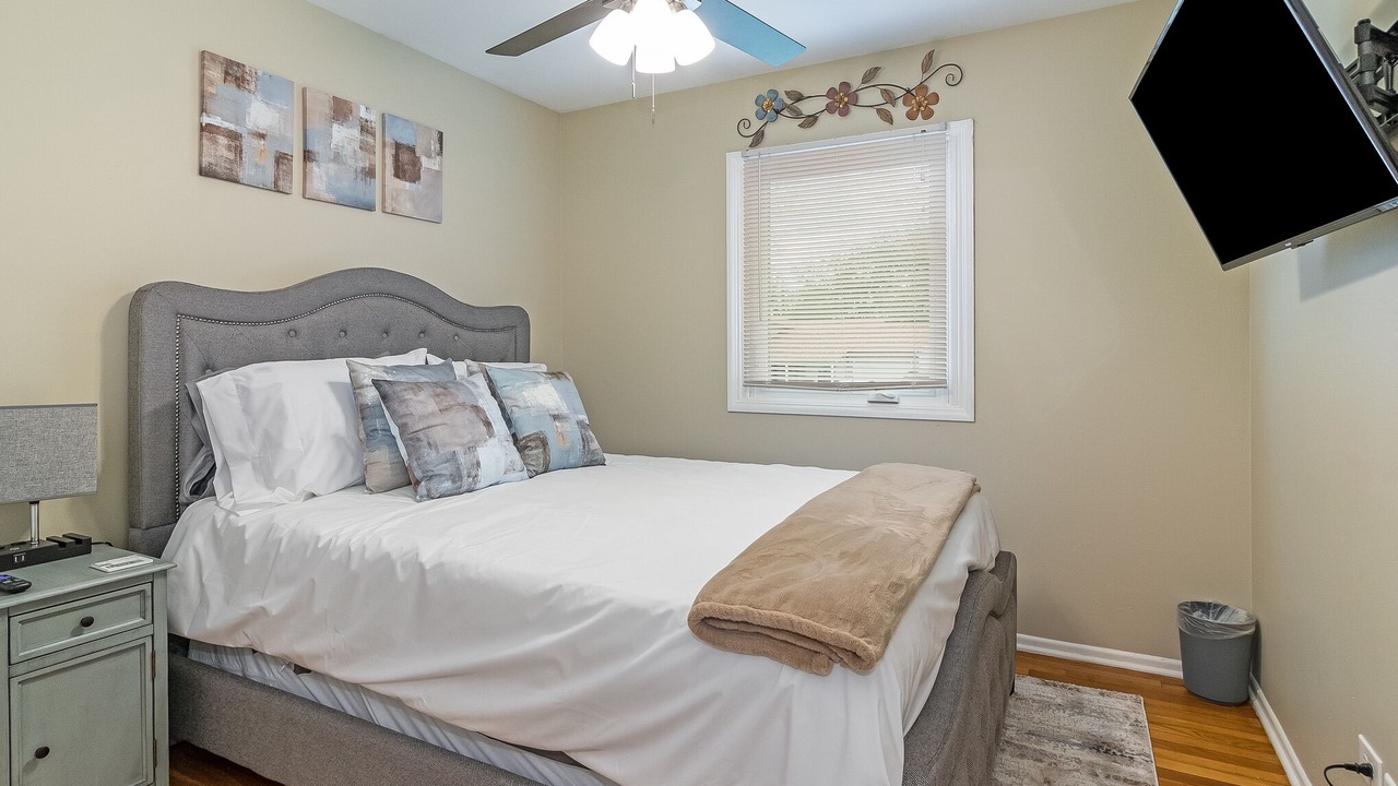 Photo of Bedroom in Glendale Heights