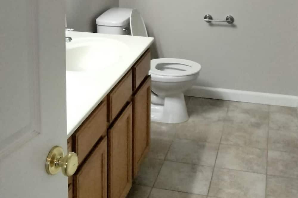 Photo of Bathroom in Lake St Louis