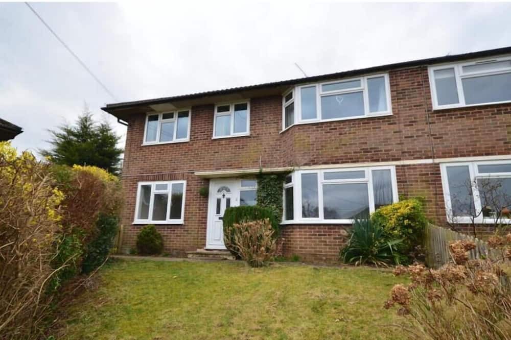 Photo of Outdoor in Farnham