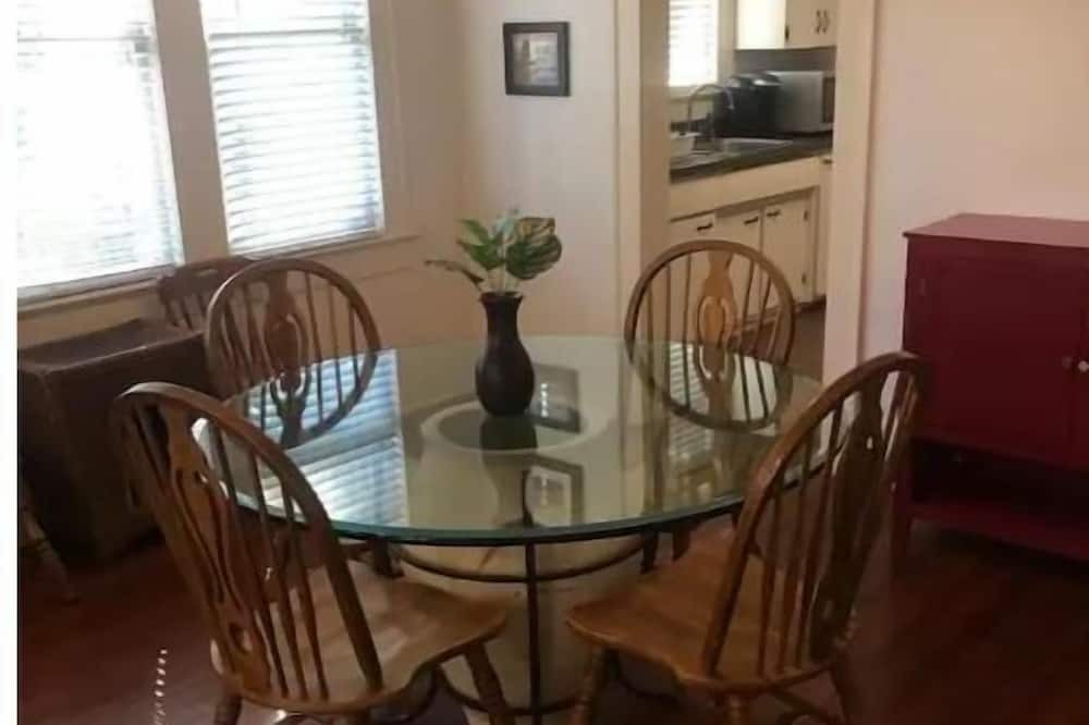 Photo of Others in Murray Hill