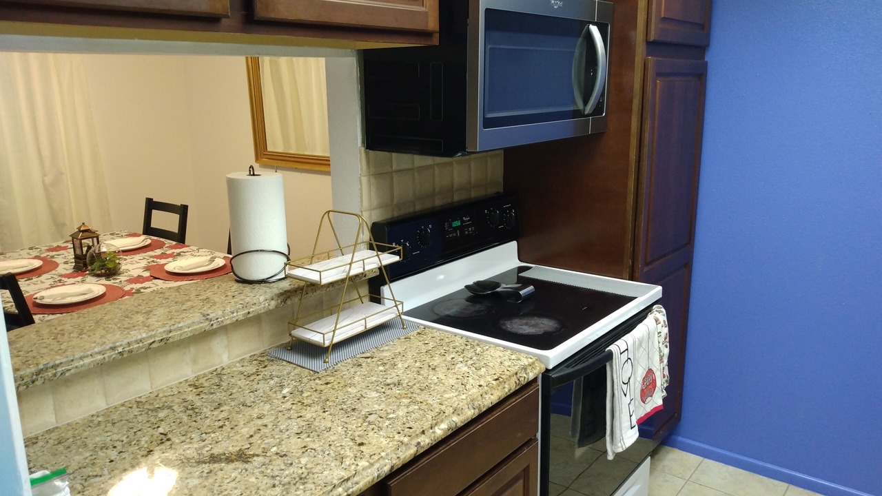 Photo of Kitchen in Oak Park - Northwood