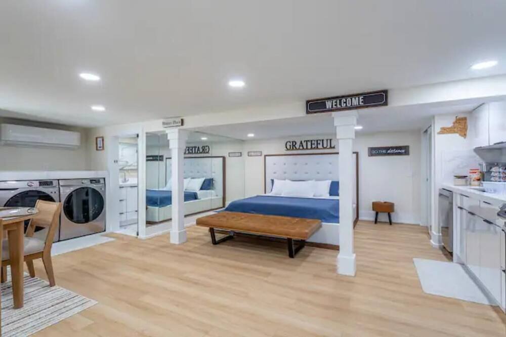 Photo of Others in Huntington