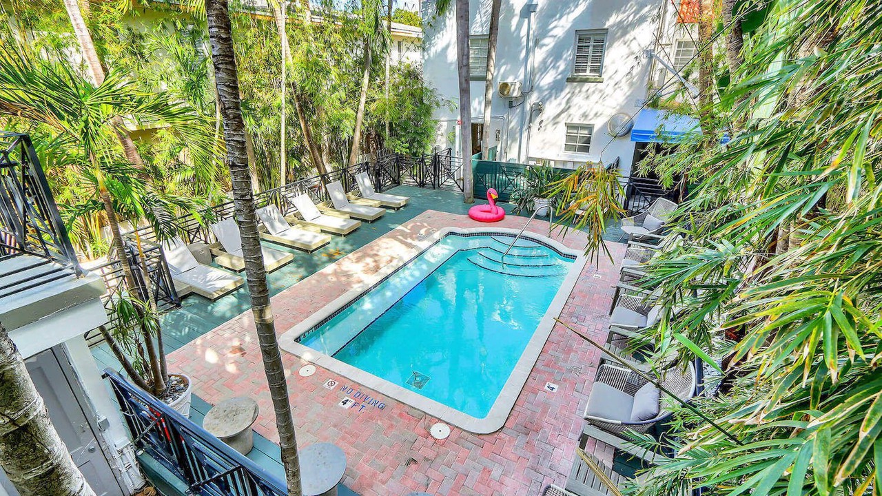 Photo of Outdoor in Flamingo/Lummus