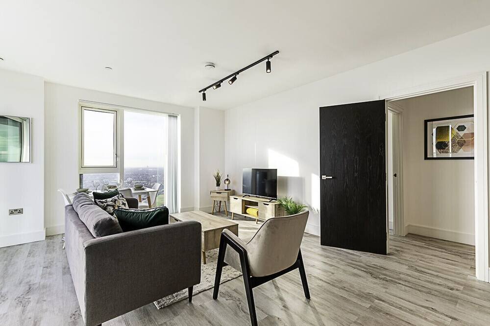 Photo of Livingroom in East Acton