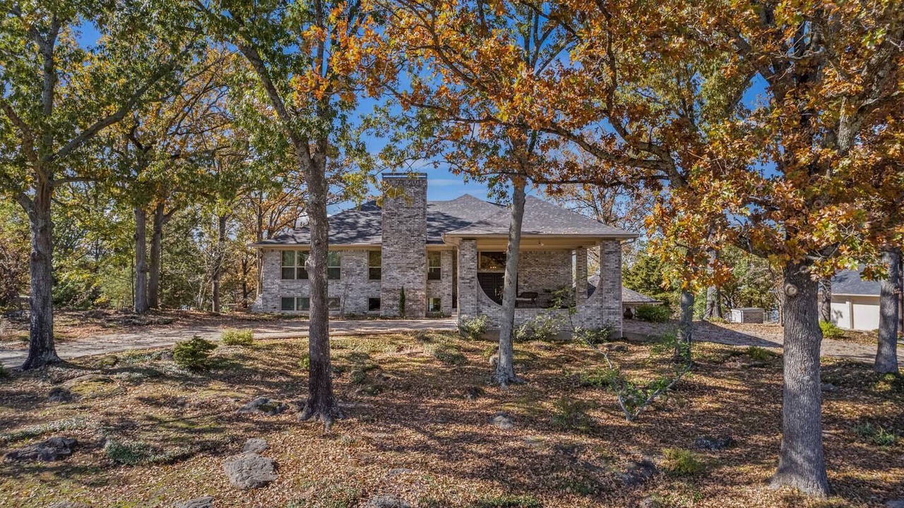 Photo of Outdoor in Dogwood