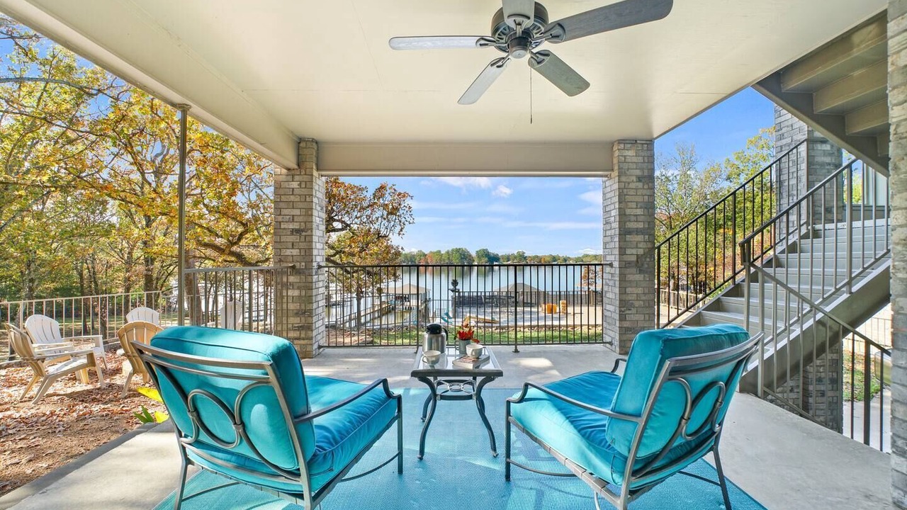 Photo of Outdoor in Dogwood