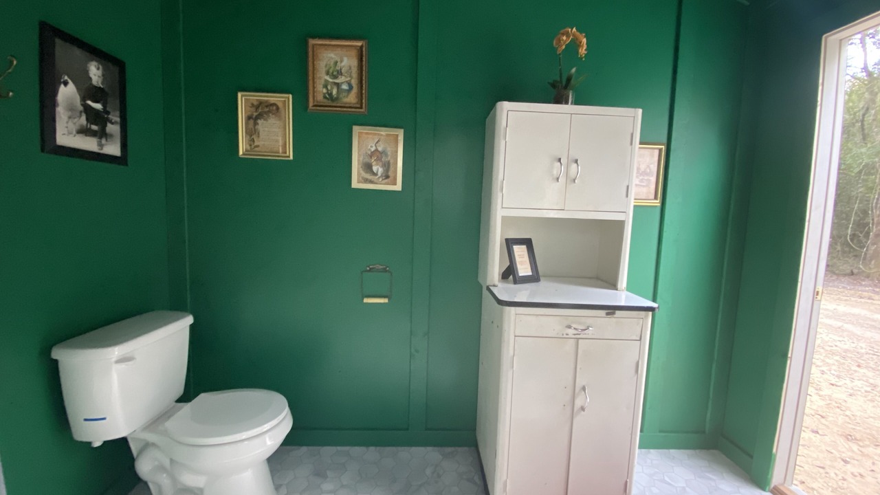 Photo of Others in Live Oak