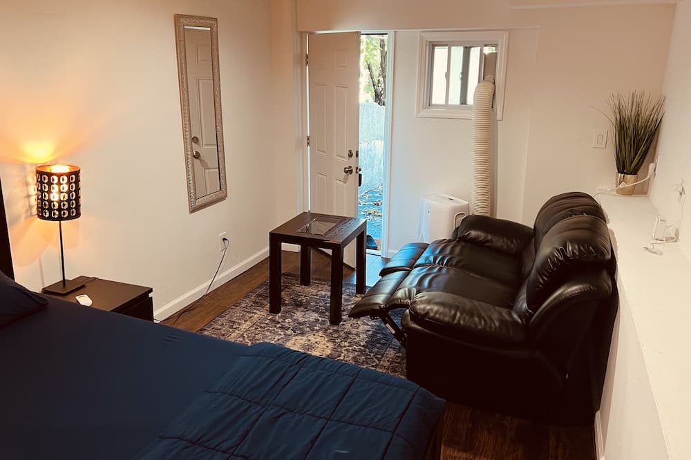 Photo of Bedroom in Farmingville