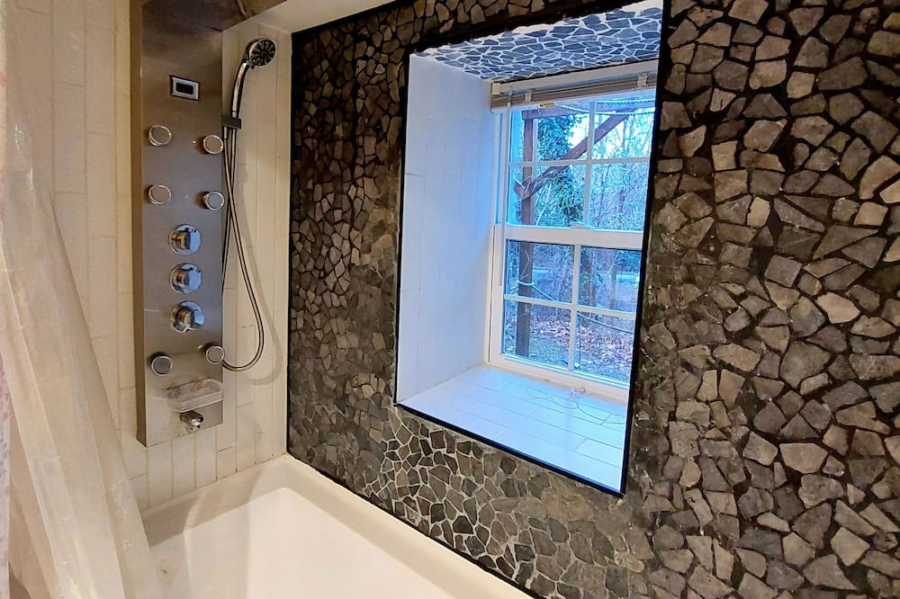 Photo of Bathroom in Cheltenham
