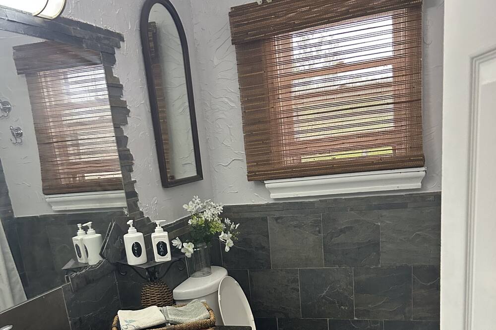 Photo of Bathroom in Hamilton