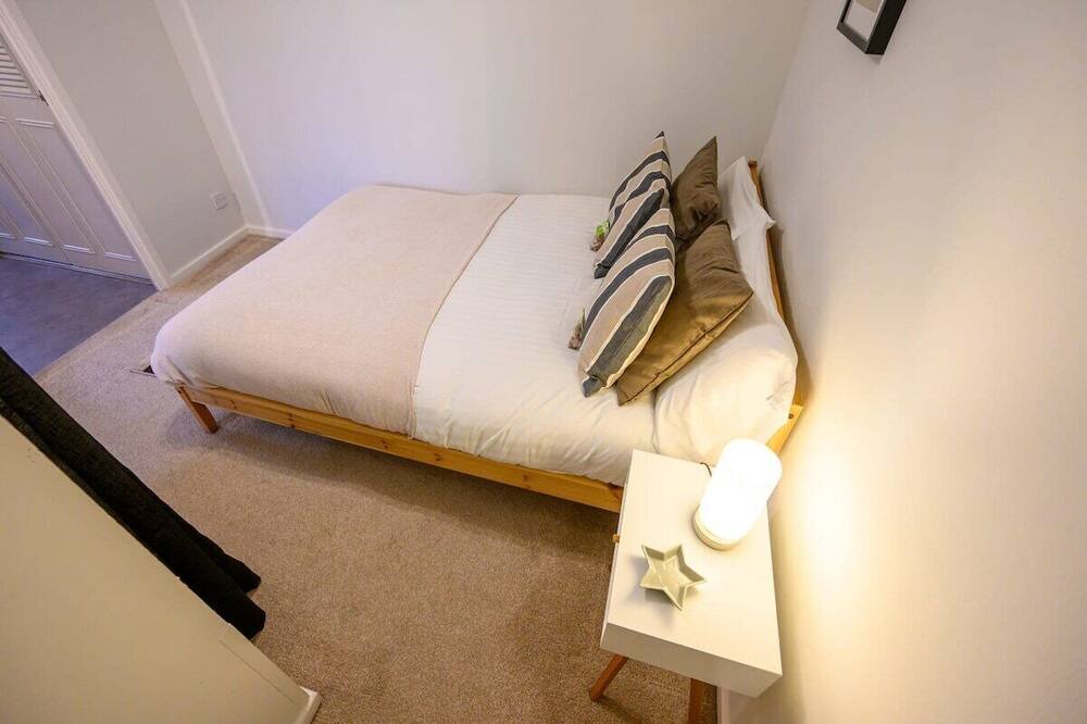 Photo of Others in Little Stoke