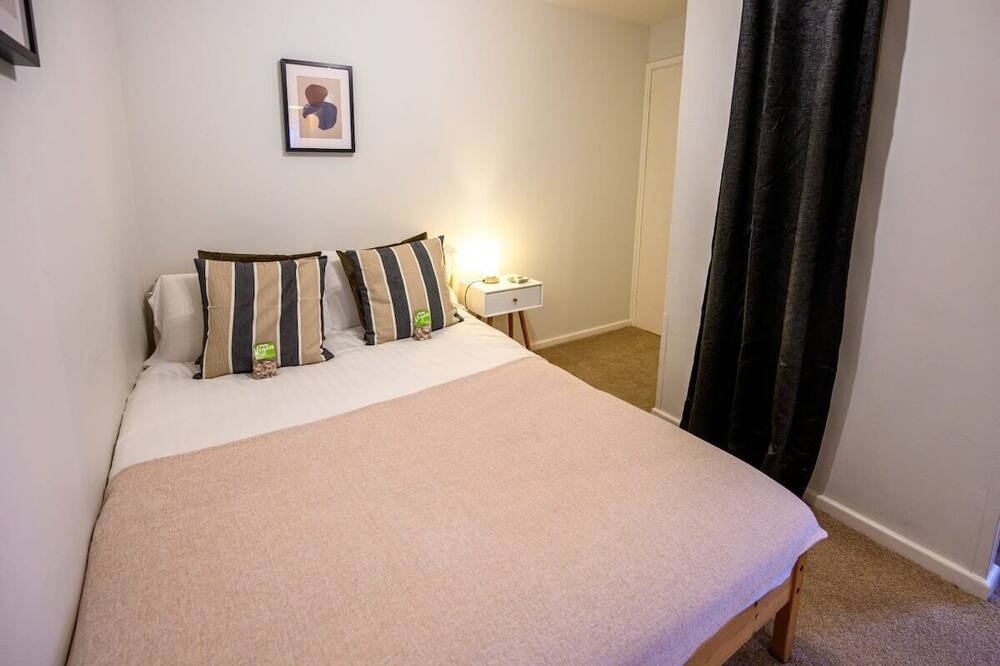 Photo of Others in Little Stoke