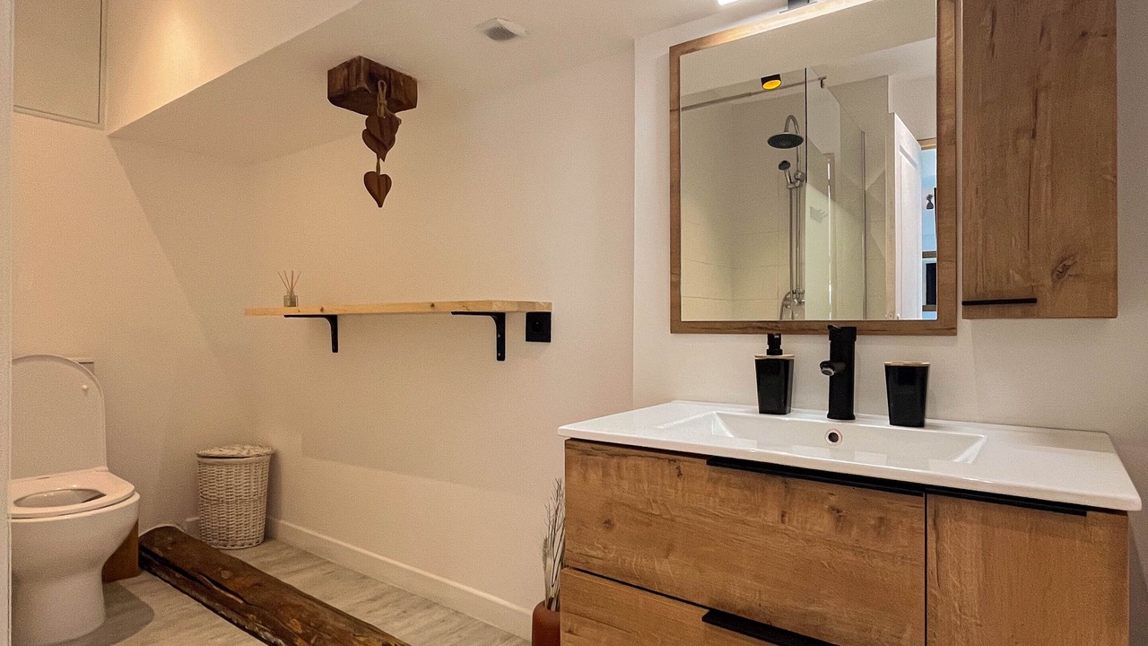 Photo of Others in Albertville