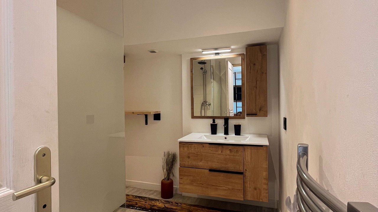 Photo of Others in Albertville