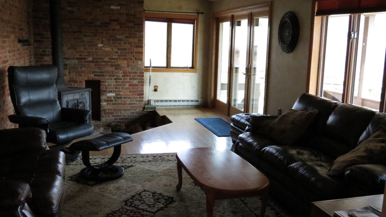 Photo of Livingroom in Clearville