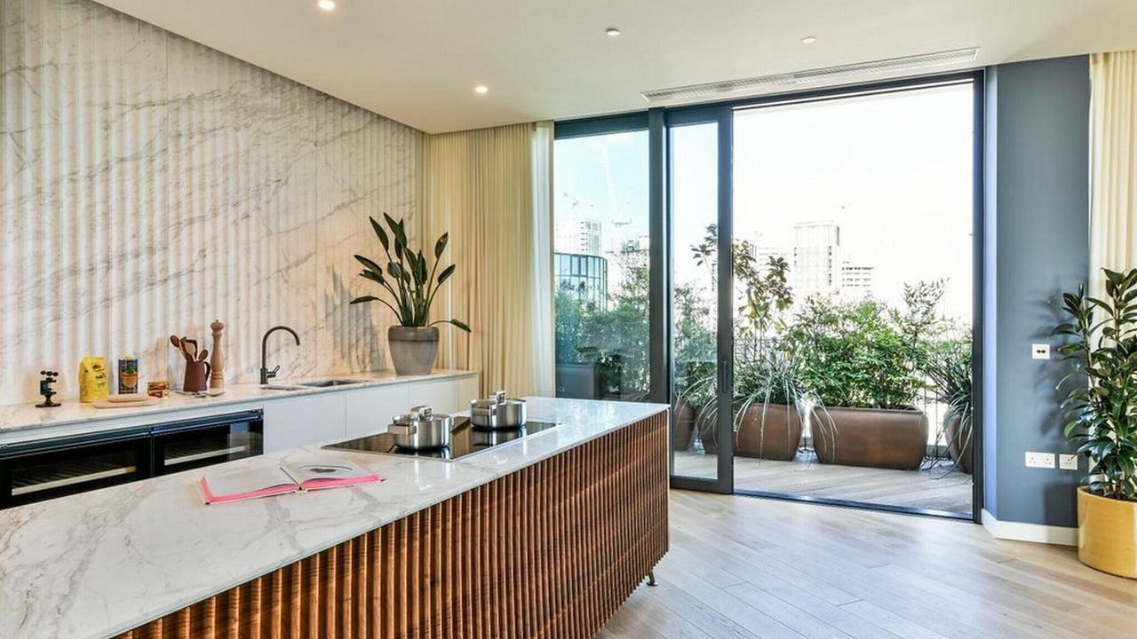 Photo of Others in White City