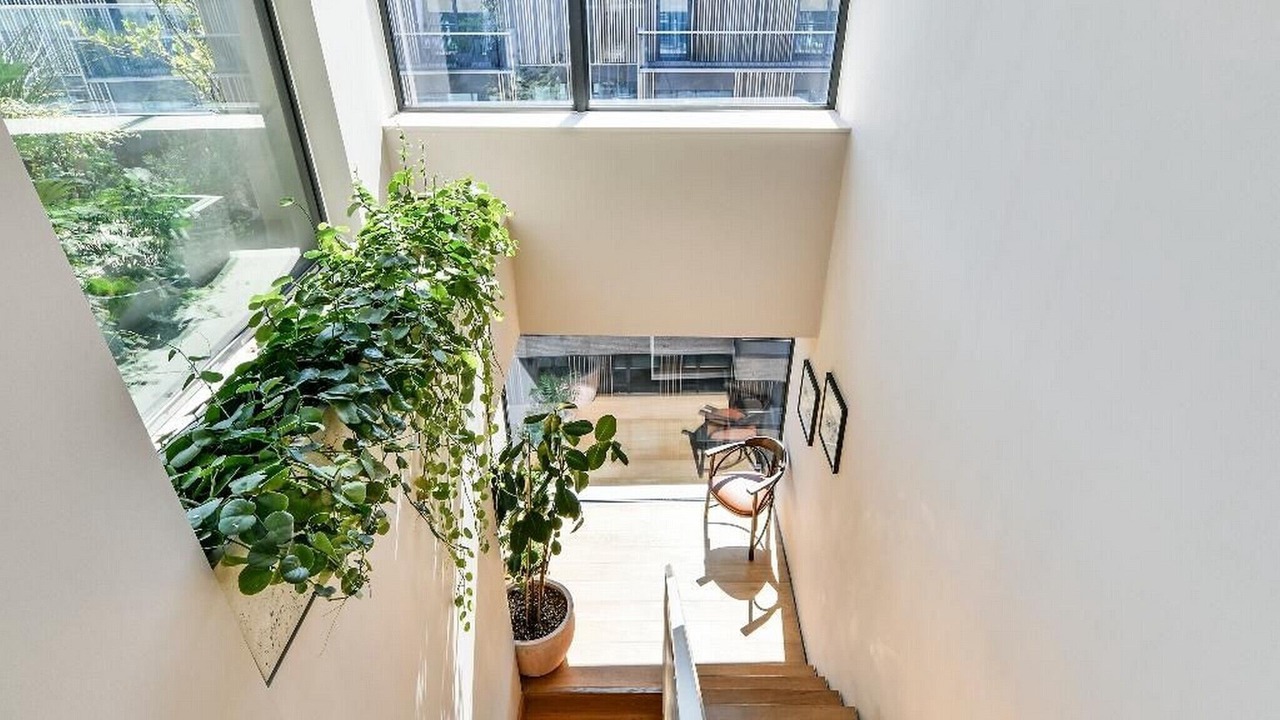 Photo of Others in White City