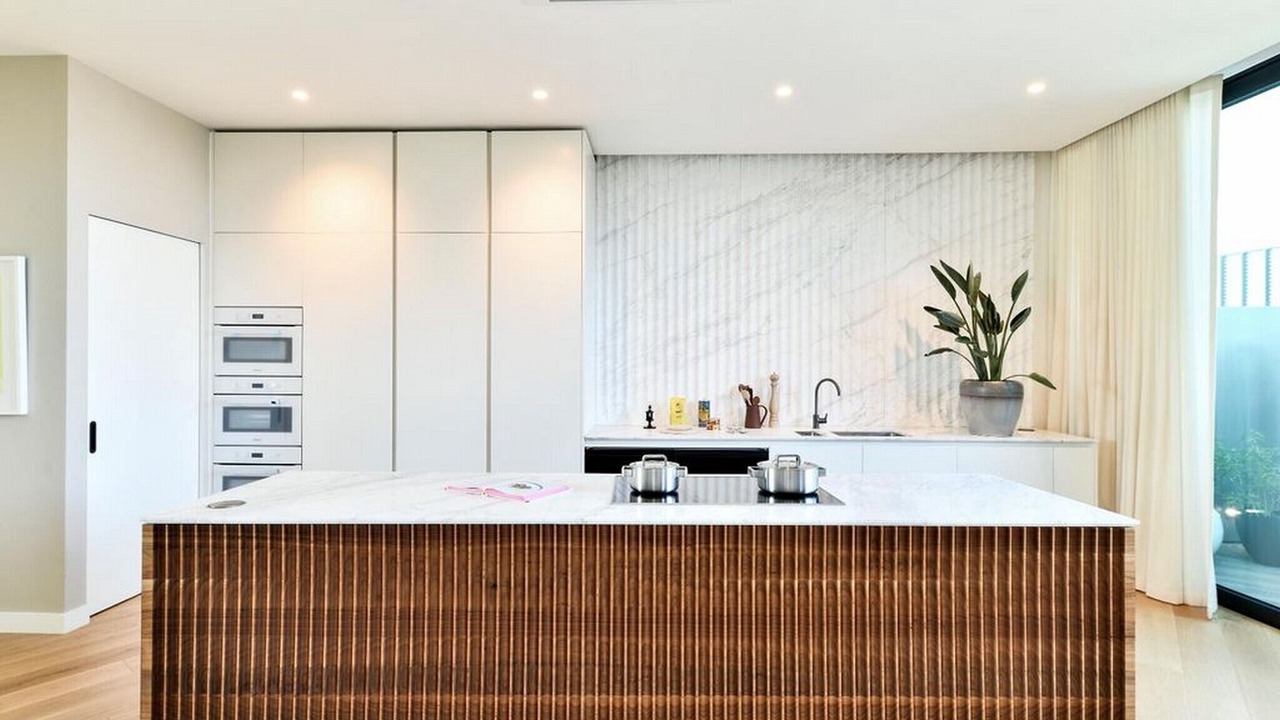 Photo of Others in White City