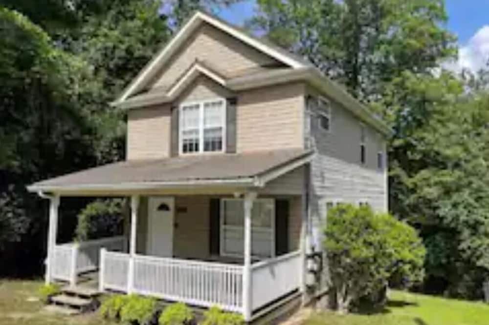 Photo of Outdoor in Dalton