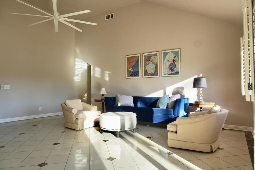 Photo of Livingroom in Alpine