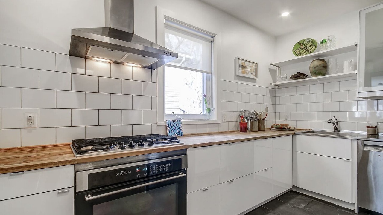 Photo of Kitchen in Trinity - Bellwoods