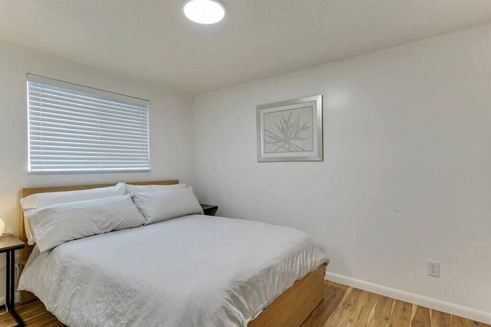 Photo of Bedroom in Sandy