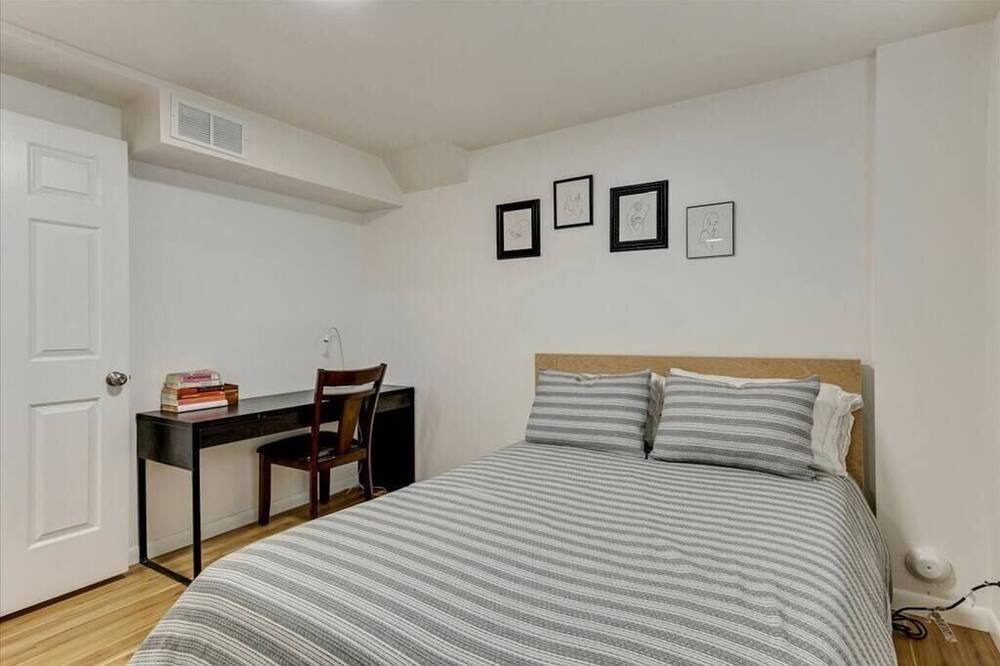 Photo of Bedroom in Sandy