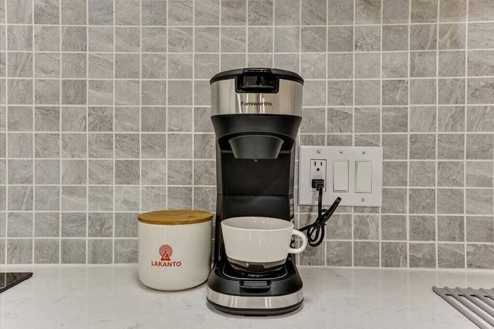 Photo of Kitchen in Sandy