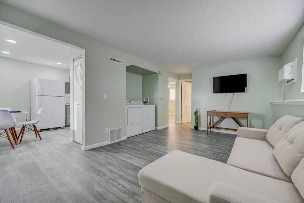 Photo of Livingroom in Cimarron Hills