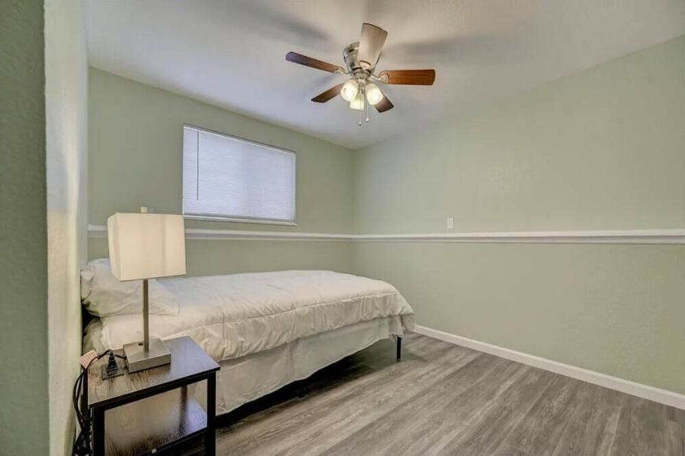 Photo of Bedroom in Cimarron Hills