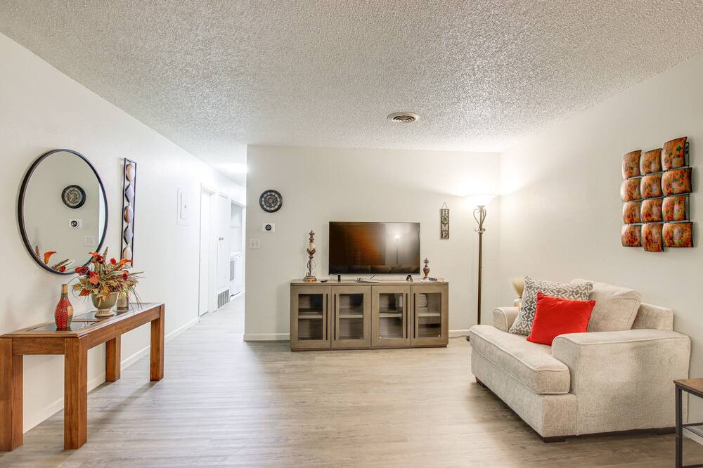 Photo of Livingroom in Twain
