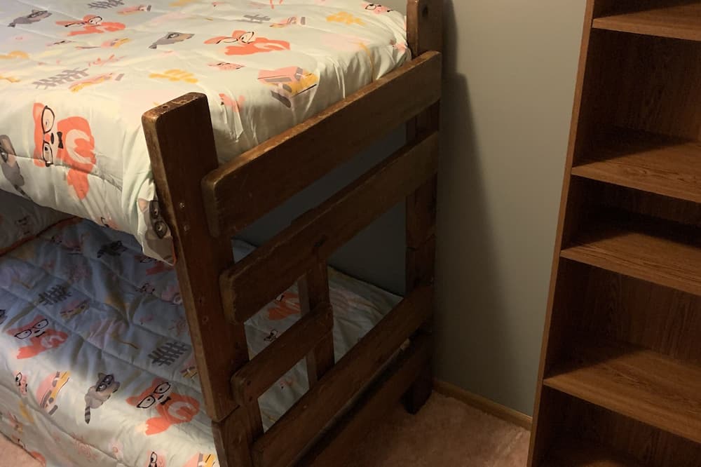 Photo of Bedroom in Cherokee