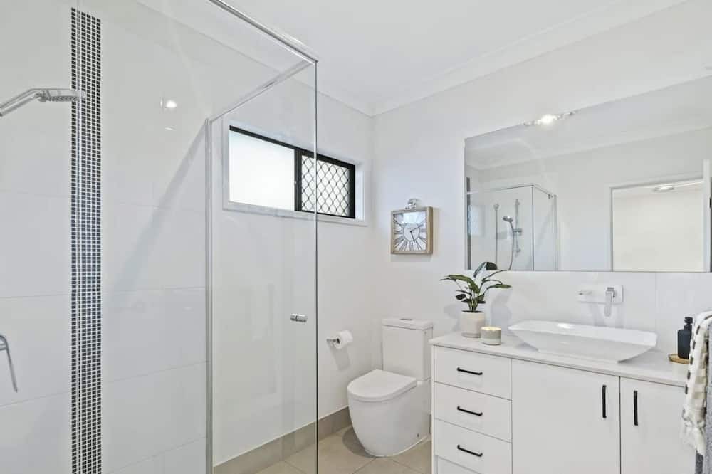 Photo of Bathroom in Pallara