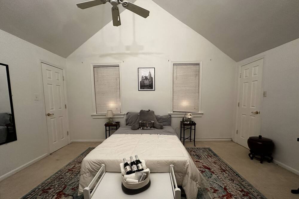 Photo of Bedroom in Audubon