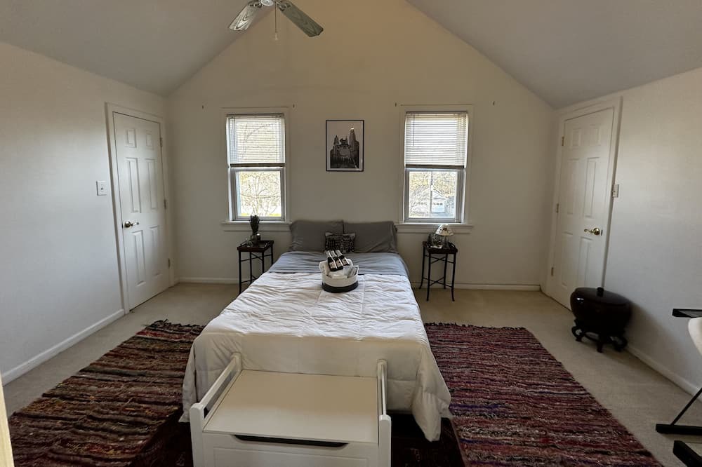 Photo of Others in Audubon