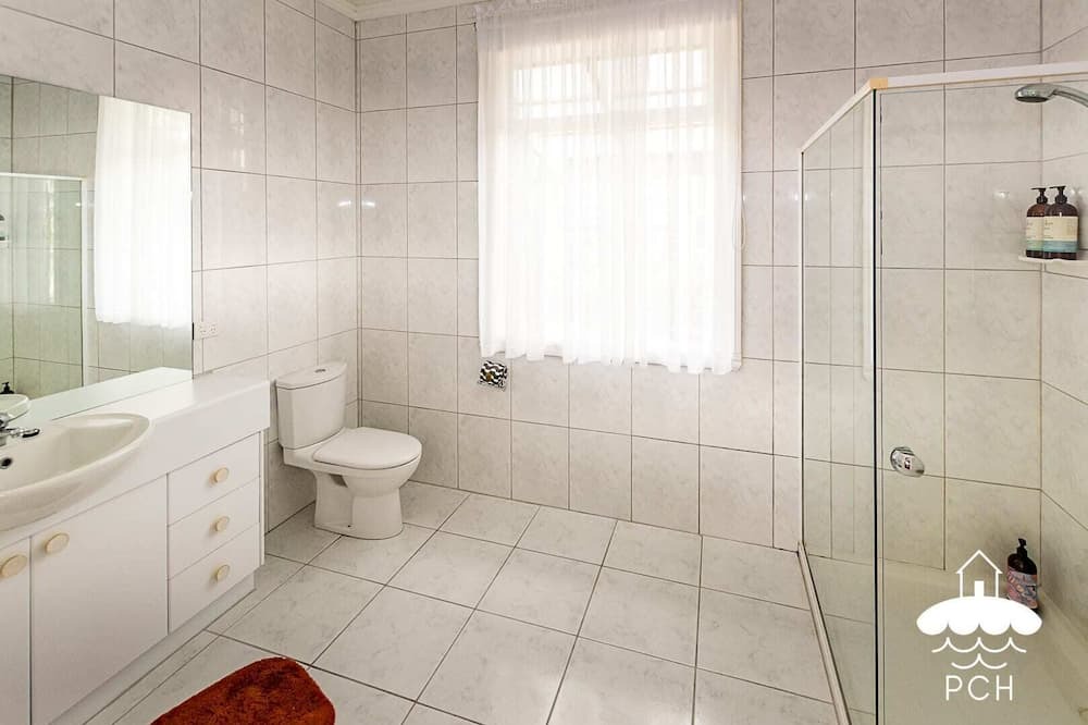 Photo of Others in Waratah North