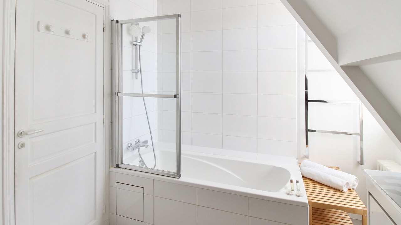 Photo of Bathroom in Sevres