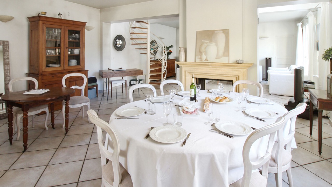 Photo of Others in Sevres