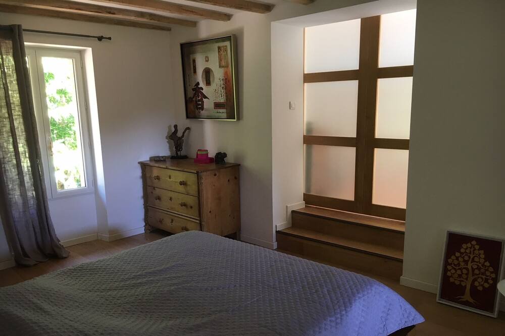 Photo of Bedroom in Florentin