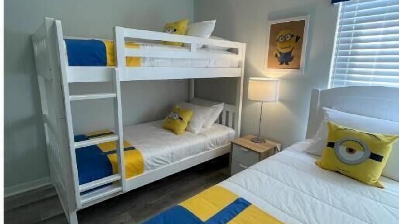 Photo of Bedroom in Sunset Lakes
