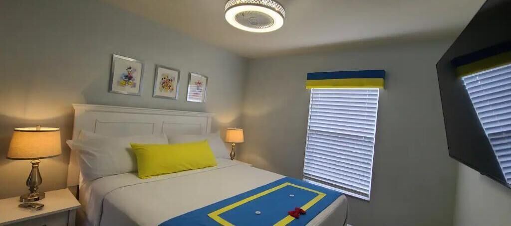 Photo of Bedroom in Sunset Lakes