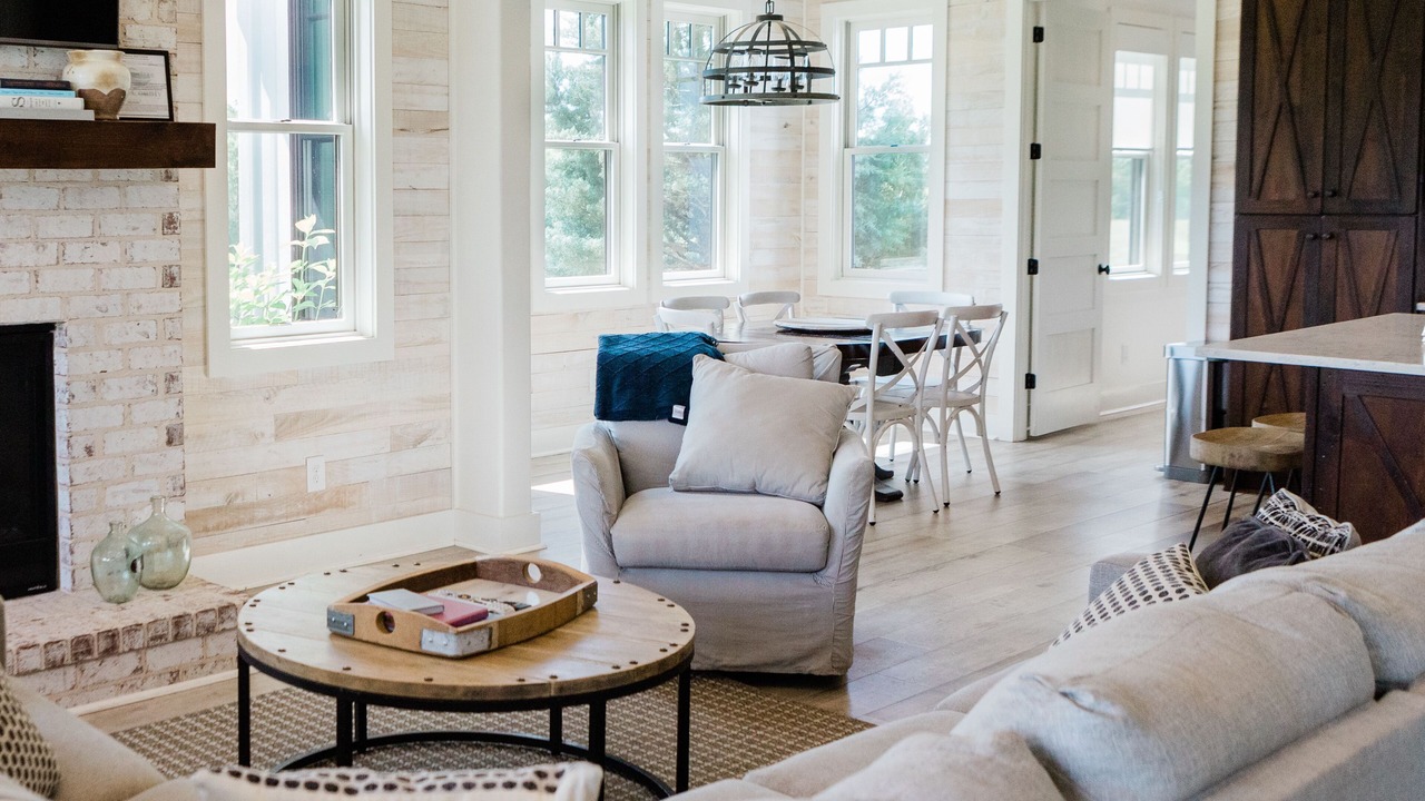 Photo of Livingroom in Cleveland